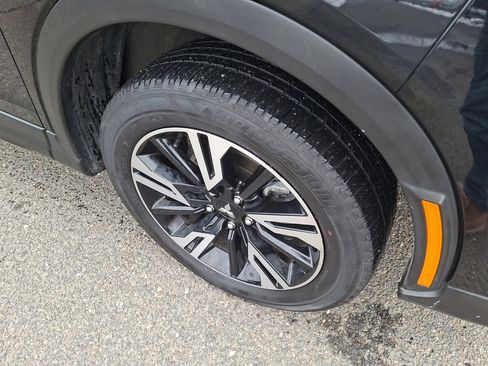 Used 2024 Mitsubishi Eclipse Cross SE image 9