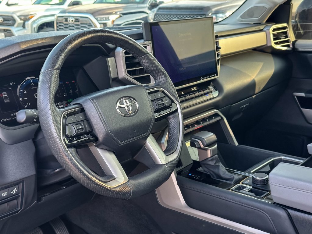 Used 2023 Toyota Tundra Limited AWD/4WD image 12