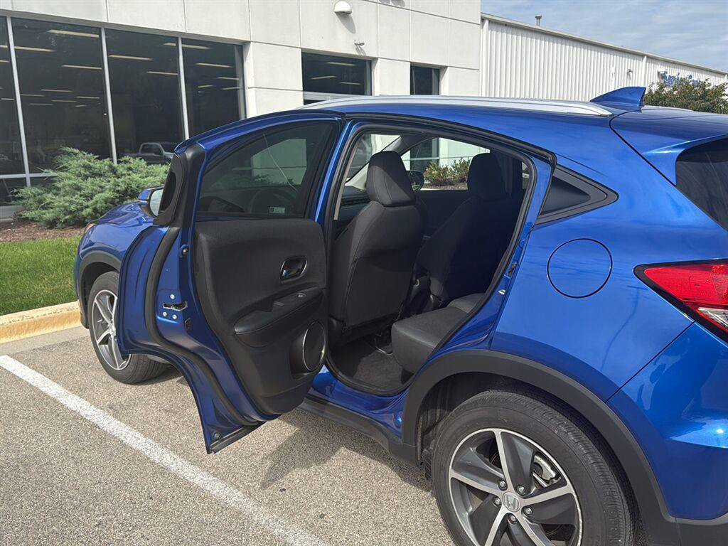 Used 2022 Honda HR-V EX image 8