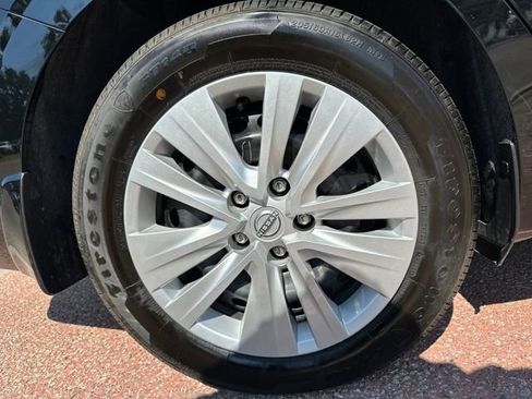 Used 2025 Nissan Sentra S image 29