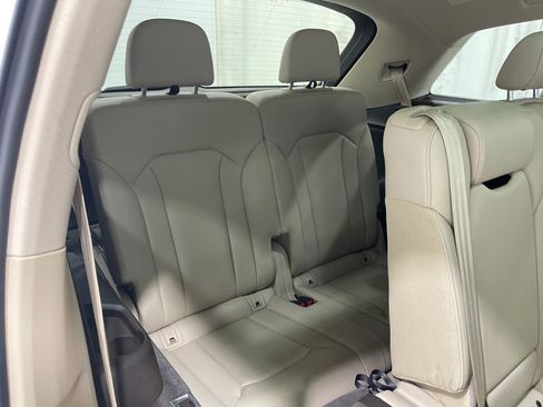 Used 2019 Audi Q7 3.0T Premium Plus w/ Premium Plus Package image 32