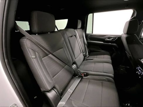 Used 2024 Chevrolet Suburban LS AWD/4WD image 25