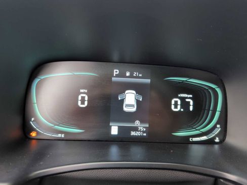 Used 2023 Kia Soul LX w/ LX Technology Package image 10