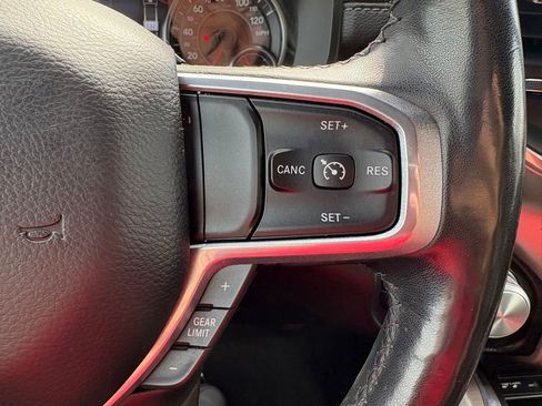 Used 2019 RAM 1500 Laramie w/ Sport Appearance Package AWD/4WD image 18