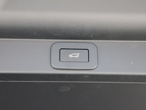 Certified 2024 Land Rover Range Rover SE AWD/4WD image 27