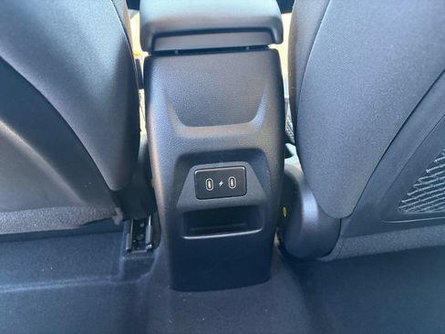 Used 2025 Hyundai Kona SEL FWD image 21