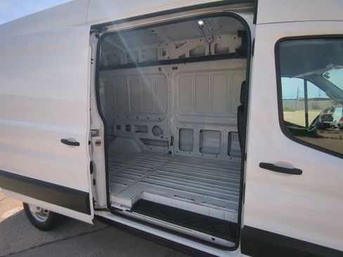 Used 2025 Ford Transit 250 148 High Roof AWD image 11