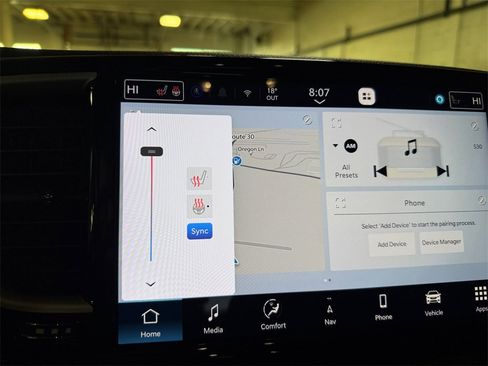 Used 2025 Chrysler Pacifica Select w/ Uconnect Theater Family Group image 30