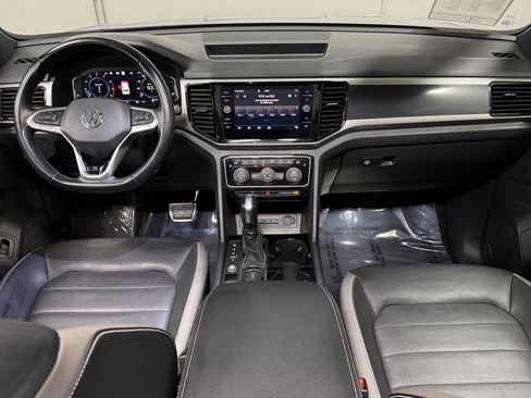 Used 2020 Volkswagen Atlas Cross Sport SEL Premium R-Line image 40