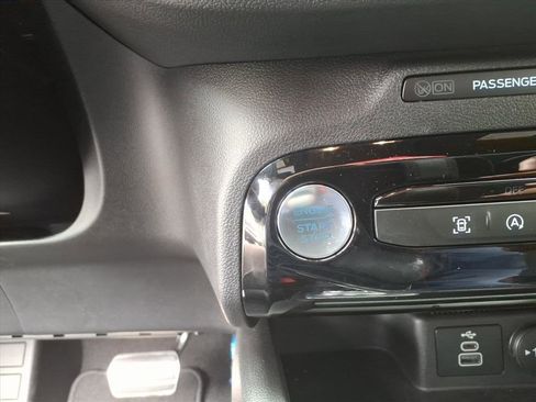 Used 2024 Ford Escape ST-Line w/ Tech Pack #1 image 9