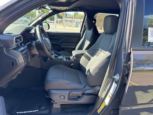 New 2025 Toyota Tacoma SR5 image 12
