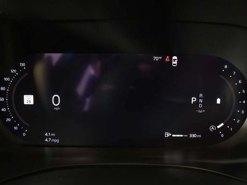 Used 2023 Volvo XC60 B5 Plus w/ Climate Package AWD/4WD image 47