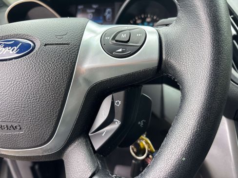 Used 2014 Ford Escape SE w/ Equipment Group 201A FWD image 17