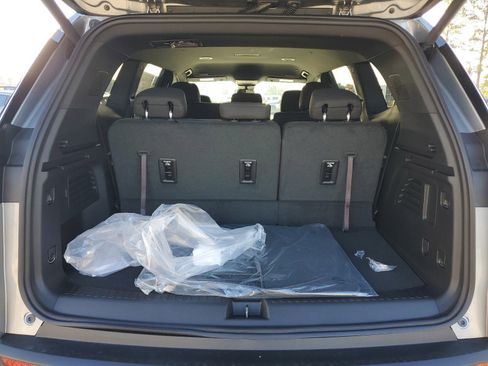 New 2025 GMC Acadia Elevation w/ Black Edition image 7