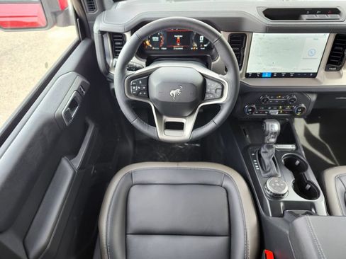 New 2026 Ford Bronco Outer Banks AWD/4WD image 13