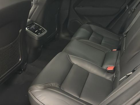 New 2026 Volvo XC60 B5 Ultra w/ Protection Package Premier image 27