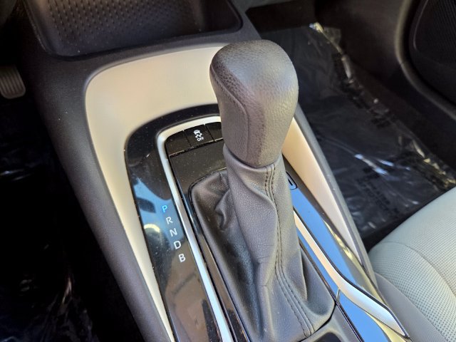 Used 2021 Toyota Corolla LE FWD image 22