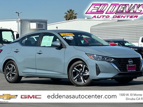 Used 2024 Nissan Sentra SV FWD image 1