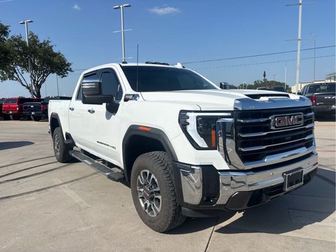 Used 2024 GMC Sierra 2500 SLT w/ Texas SLT Premium Package AWD/4WD image 2