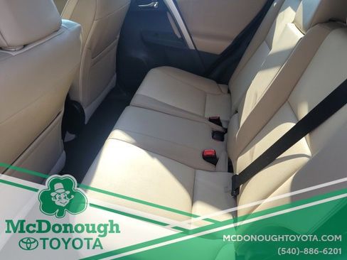 Used 2014 Toyota RAV4 Limited image 31