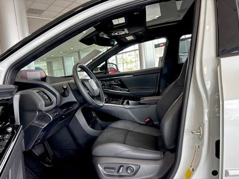 Used 2023 Toyota bZ4X FWD image 20