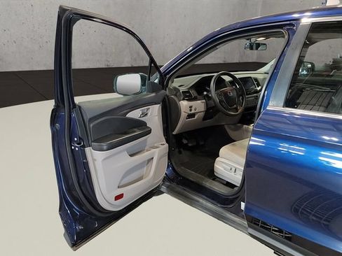 Used 2018 Honda Pilot EX image 16