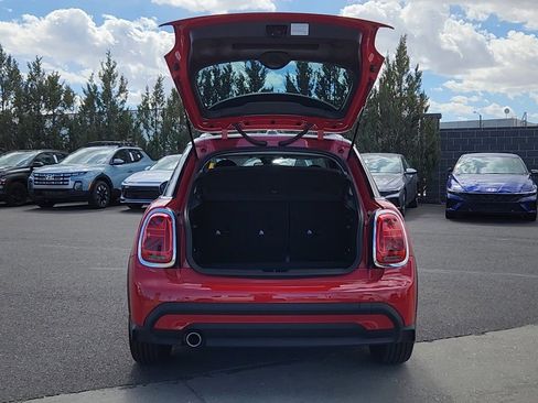 Used 2024 MINI Cooper 4-Door Hardtop FWD image 19