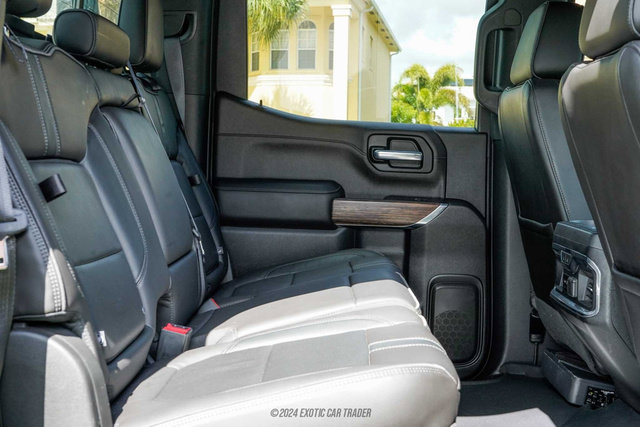 Used 2019 Chevrolet Silverado 1500 High Country w/ Technology Package AWD/4WD image 41