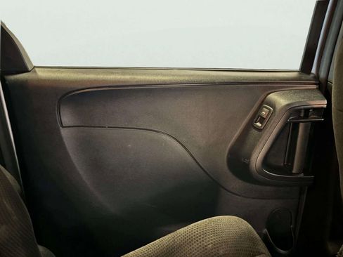 Used 2016 Dodge Grand Caravan SE FWD image 20