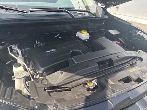 Used 2022 Nissan Pathfinder Platinum w/ Cargo Package AWD/4WD image 20
