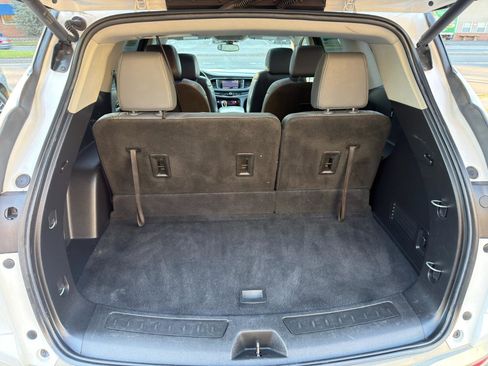 Used 2020 Buick Enclave Essence image 14