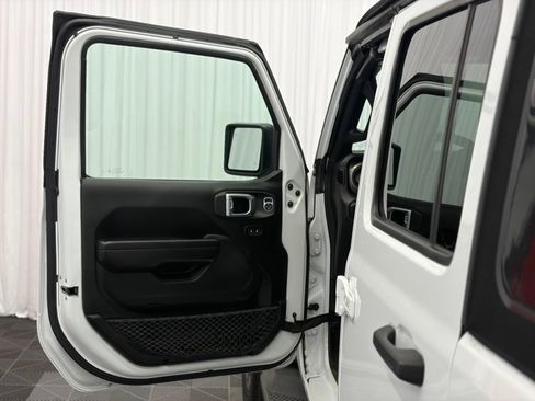 Used 2021 Jeep Wrangler Unlimited Sport AWD/4WD image 11