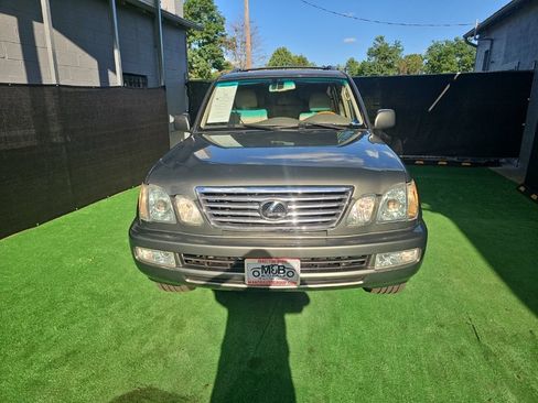 Used 2006 Lexus LX 470 4WD image 14