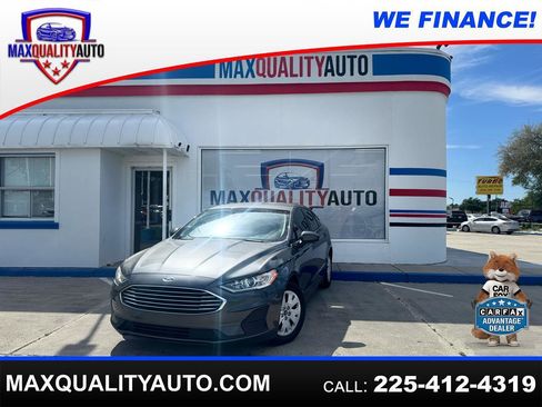 Used 2019 Ford Fusion S FWD image 1