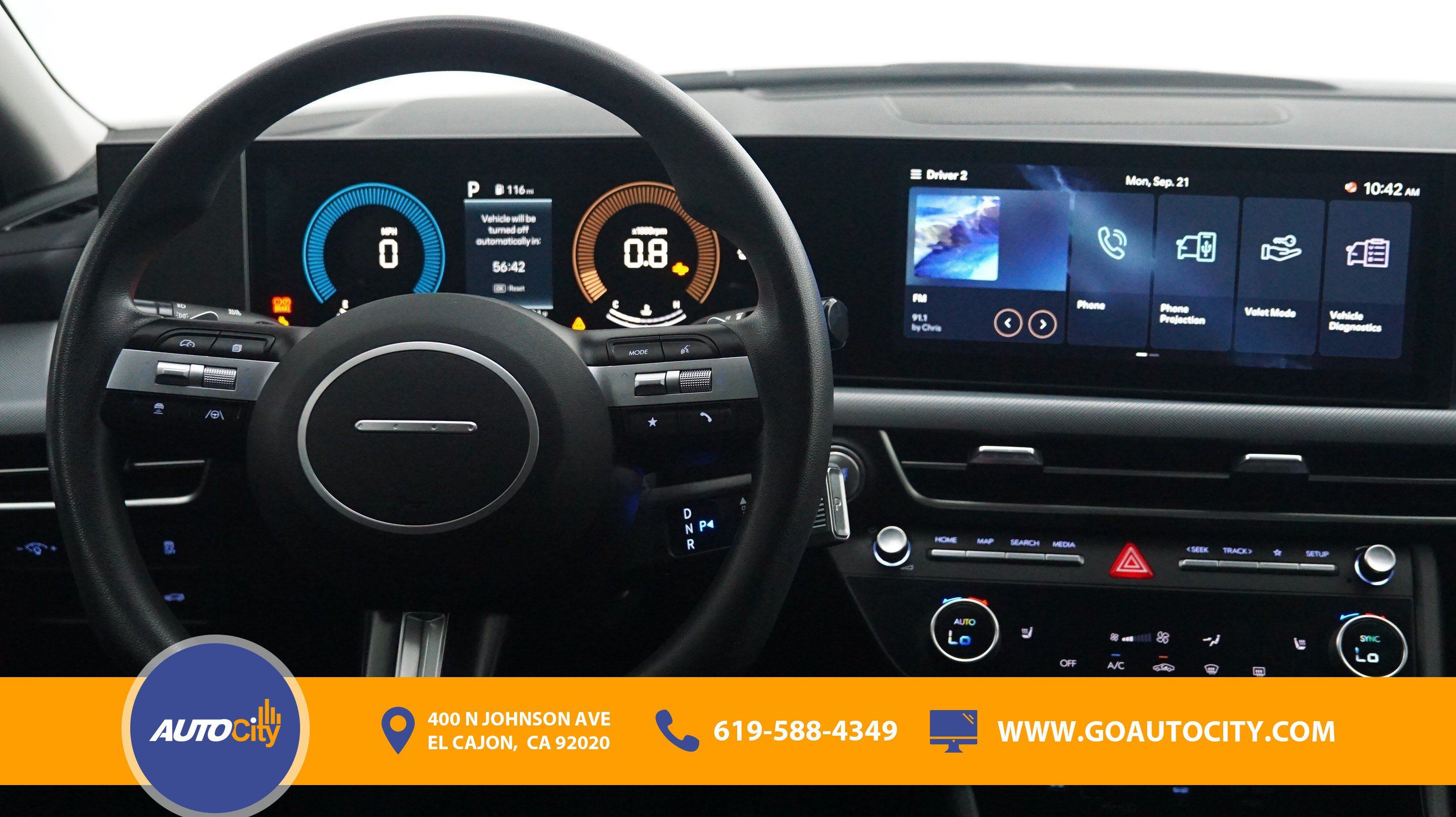 Used 2025 Hyundai Sonata SEL FWD image 5
