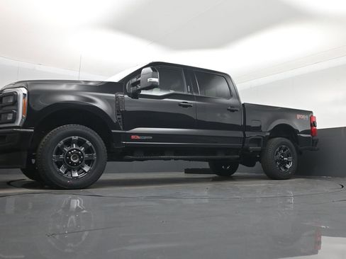 Used 2023 Ford F250 Lariat w/ Sport Appearance Package image 53