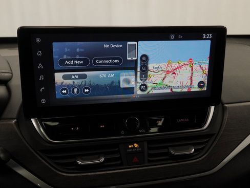 Used 2023 Nissan Altima 2.5 SV w/ SV Premium Package image 30