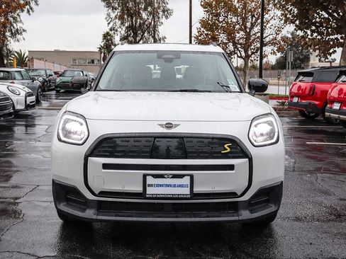 Used 2025 MINI Cooper Countryman SE image 2