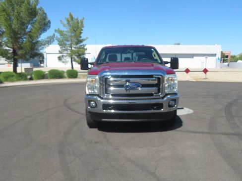 Used 2015 Ford F250 Lariat w/ Lariat Interior Package AWD/4WD image 11