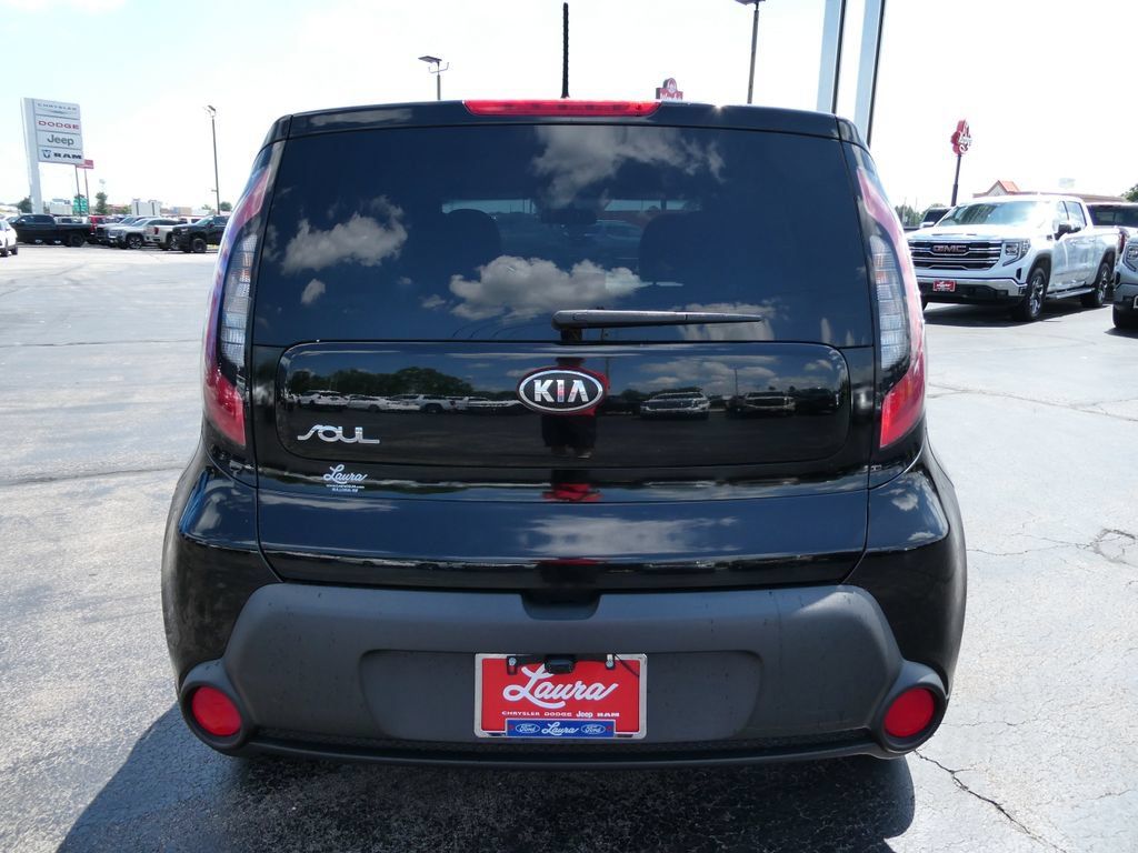 Used 2016 Kia Soul FWD image 6