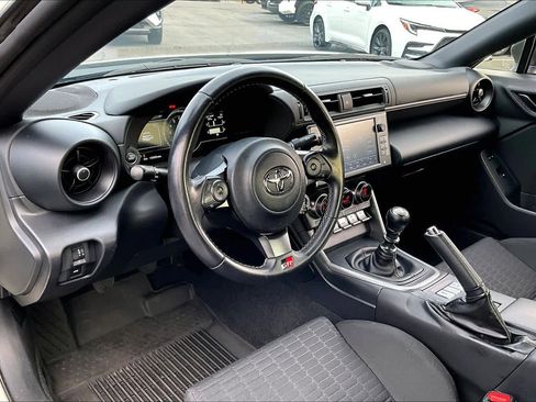 Certified 2023 Toyota GR86 image 14