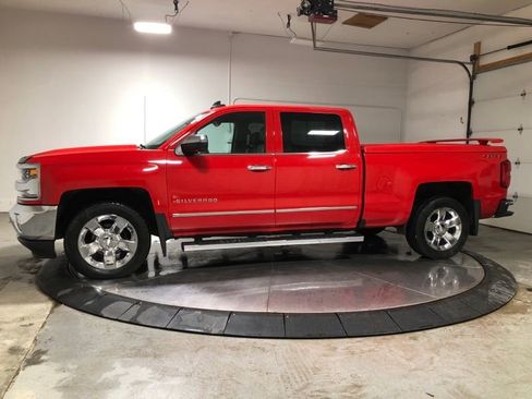 Used 2018 Chevrolet Silverado 1500 LTZ w/ Sport Package AWD/4WD image 4