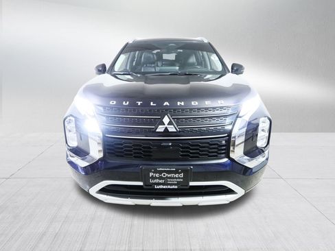 Used 2022 Mitsubishi Outlander SEL image 2