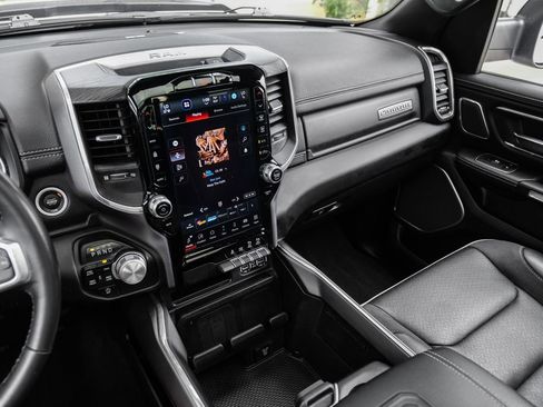 Used 2023 RAM 1500 Laramie AWD/4WD image 34
