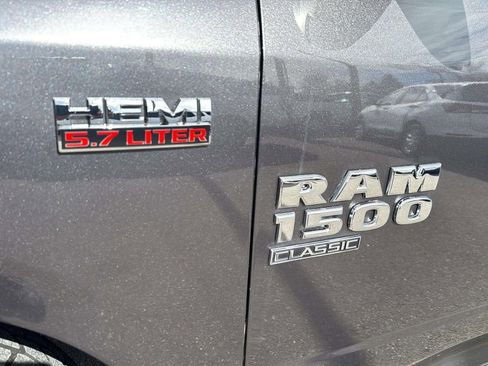 Used 2019 RAM 1500 Big Horn image 21