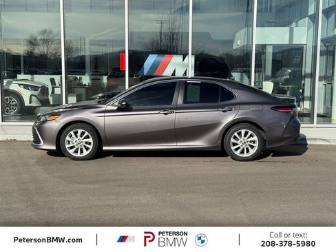 Used 2023 Toyota Camry LE image 2