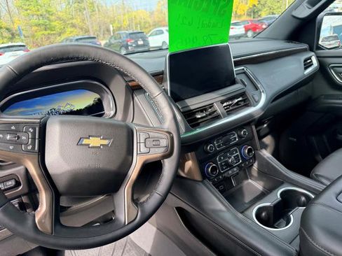 Used 2024 Chevrolet Suburban High Country w/ Max Trailering Package image 12