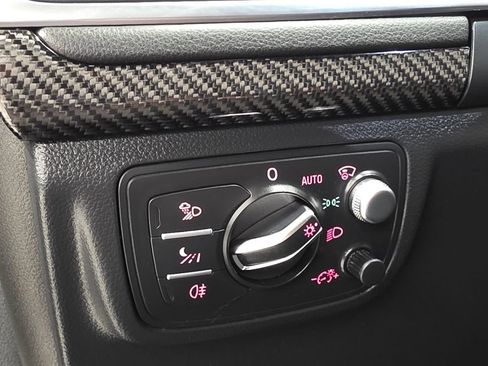 Used 2018 Audi RS 7 Performance w/ Driver Assistance Package image 34