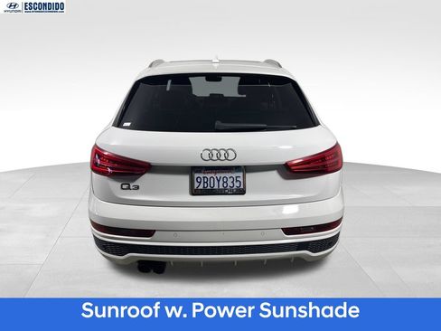 Used 2016 Audi Q3 2.0T Prestige w/ Prestige Package FWD image 4