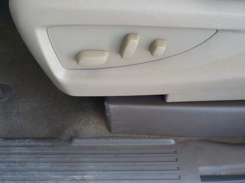 Used 2018 GMC Sierra 1500 SLT image 30